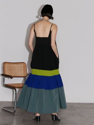 UN3D. LOW GATHER FLARE CAMI OP 36 黒