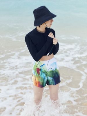 ＜UN3D.＞ＬＩＮＥ　ＡＲＴ　ＳＷＩＭ　ＳＨＯＲＴ　ＰＴ