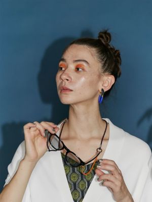 ２ＷＡＹ　ＳＵＮＧＬＡＳＳＥＳ　ＨＯＬＤＥＲ