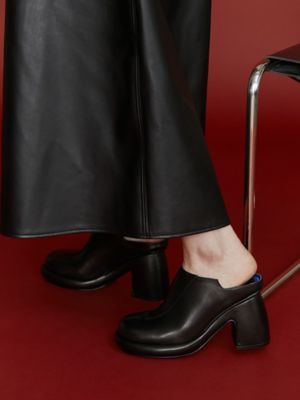 ROUND SABOT MULE | UN3D./アンスリード | 三越