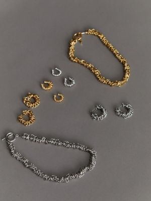 ＳＷＩＲＬＹ　ＰＩＥＲＣＥ