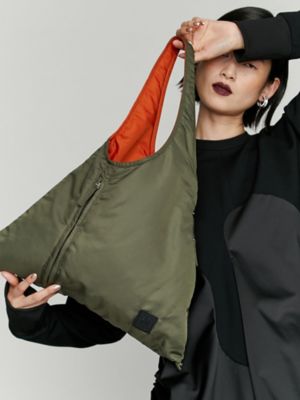 ２ＷＡＹ　ＰＡＤＤＥＤ　ＴＲＩＡＮＧＬＥ　ＢＡＧ
