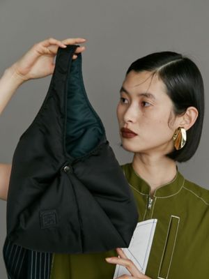 ２ＷＡＹ　ＰＡＤＤＥＤ　ＴＲＩＡＮＧＬＥ　ＢＡＧ