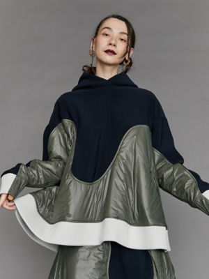 un3d. 新品WAVE LINE PADDED HOODIE