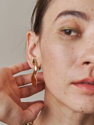 ＰＬＵＭＰ　ＳＷＥＬＬ　ＰＩＥＲＣＥ