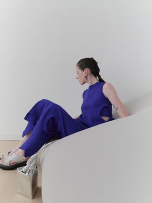 ＨＯＬＥ　ＣＵＴＴＩＮＧ　ＬＥＡＴＨＥＲ　ＳＡＮＤＡＬ