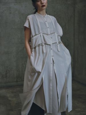 ＢＵＳＴＩＥＲ　ＬＡＹＥＲＥＤ　ＬＯＮＧ　ＳＨ