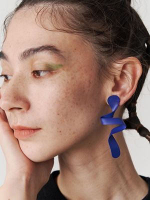 ＭＥＬＴ　ＷＡＶＥ　ＥＡＲＲＩＮＧ