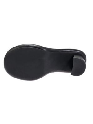 ＰＬＵＭＰ　ＴＨＯＮＧ　ＳＡＮＤＡＬ