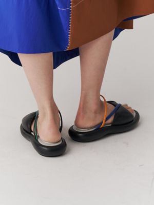 ＴＨＯＮＧ　ＦＬＡＴ　ＳＡＮＤＡＬ