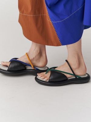 ＴＨＯＮＧ　ＦＬＡＴ　ＳＡＮＤＡＬ