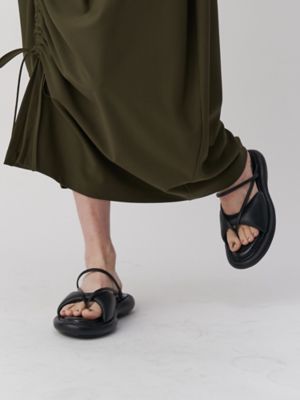 ＴＨＯＮＧ　ＦＬＡＴ　ＳＡＮＤＡＬ