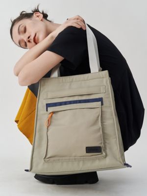 ＴＲＡＰＥＺＥ　ＮＹＬＯＮ　ＢＡＧ