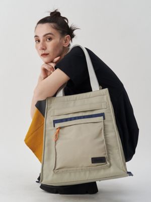 ＴＲＡＰＥＺＥ　ＮＹＬＯＮ　ＢＡＧ