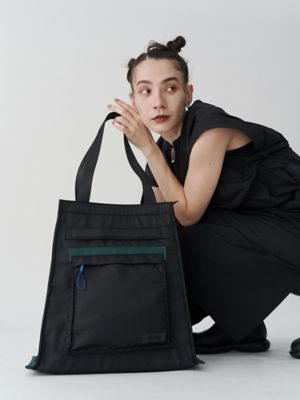 ＜UN3D.＞ＴＲＡＰＥＺＥ　ＮＹＬＯＮ　ＢＡＧ