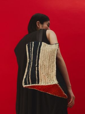 ＴＲＩＡＮＧＬＥ　ＦＯＬＤ　ＴＯＴＥ