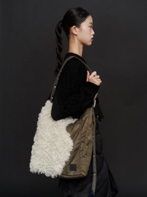 ＜UN3D.＞ＢＩＧ　ＢＯＡ　ＨＵＧＥ　ＴＯＴＥ