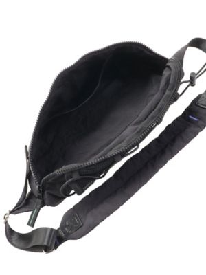 HALF MOON BODY BAG | UN3D./アンスリード | 三越