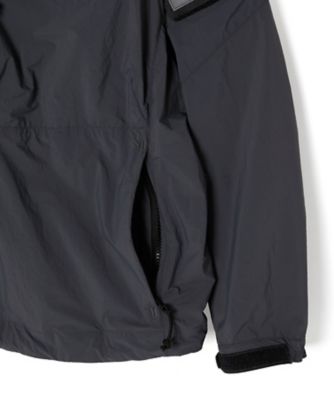 ＳＴＡＮＤ　ＣＯＬＬＡＲ　ＢＬＯＵＳＯＮ