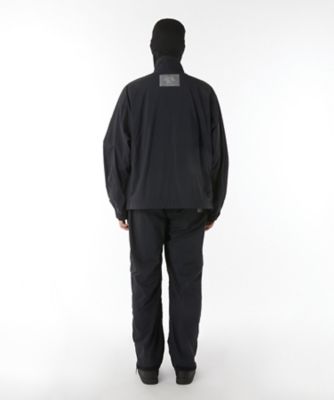 ＳＴＡＮＤ　ＣＯＬＬＡＲ　ＢＬＯＵＳＯＮ