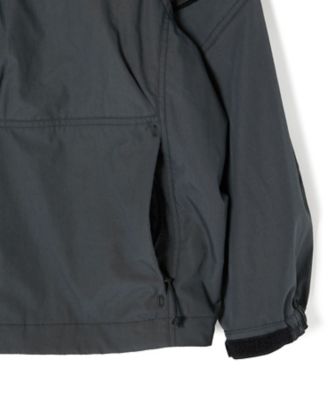 ＳＴＡＮＤ　ＣＯＬＬＡＲ　ＢＬＯＵＳＯＮ