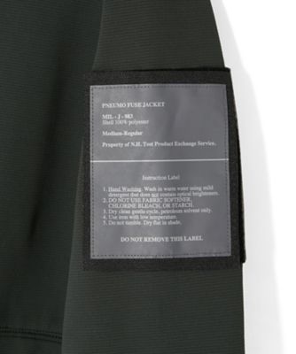 ＳＴＡＮＤ　ＣＯＬＬＡＲ　ＢＬＯＵＳＯＮ
