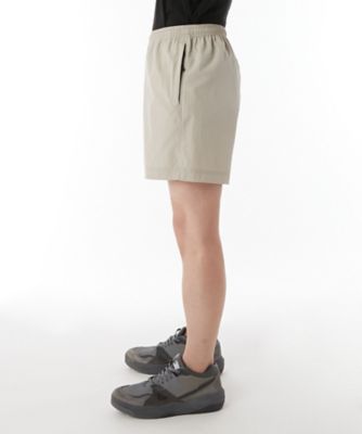 ＨＡＬＦ　ＰＡＮＴＳ
