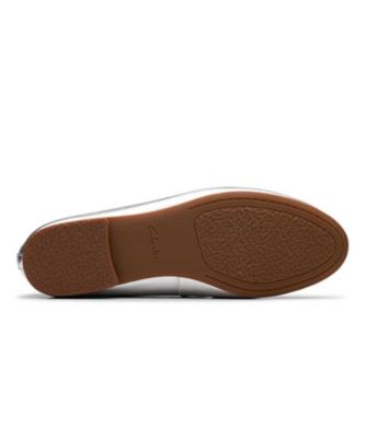 Ｃｌａｒｋｓ　９５１Ｇ　Ｆａｗｎａ　Ｓｏｆｔ　ファウナソフト　シルバー　フラットシューズ