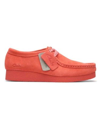 ＜Clarks (Women/Men)＞Ｃｌａｒｋｓ　９５８Ｇ　ＷａｌｌａｂｅｅＥＶＯＳｈ　ワラビーエヴォ　コーラルスエード　カジュアルシューズ