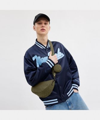 ホール ソフト スリング バッグ・シグネチャー ジャカード | COACH 