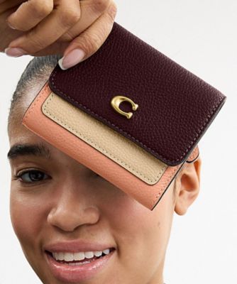 COACH/コーチ ミラ スモール フラップ ウォレット・カラーブロック RED 財布・マネークリップ【三越伊勢丹/公式】
