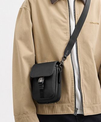 COACH/コーチ リーグ フォーン クロスボディ バッグ BLACK ウェストポーチ・ヒップバッグ【三越伊勢丹/公式】