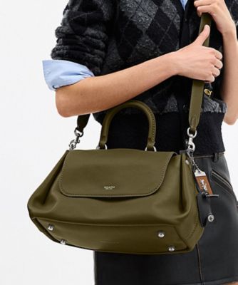 COACH/コーチ スラウチー ローグ トップ ハンドル バッグ GREEN 旅行用かばん・バッグ【三越伊勢丹/公式】