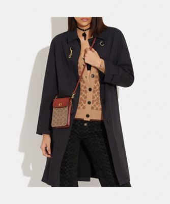 フォーン クロスボディ・シグネチャー キャンバス | COACH/コーチ 
