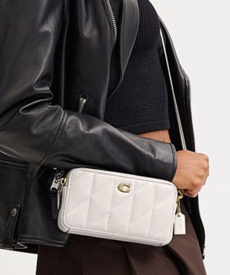 COACH/コーチ キラ クロスボディ・ピロー キルティング WHITE 洗面化粧ポーチ【三越伊勢丹/公式】