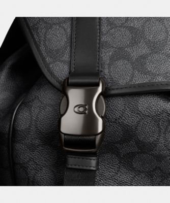 リーグ フラップ バックパック・シグネチャー キャンバス | COACH 