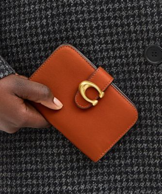 ダ*子様 COACH コーチ 二つ折り財布 Pink Orange 美品 訳あり COACH （