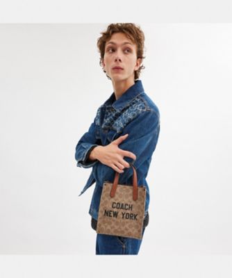 リレー トート バッグ 17・シグネチャー キャンバス・コーチ 
