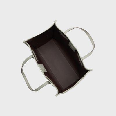 ✨️美品✨️ ジャンニキャリーニ マルチェッラ オールレザー グレージュ 肩掛け ✨️美品✨️ ジャンニキャリーニ マルチェッラ オールレザー