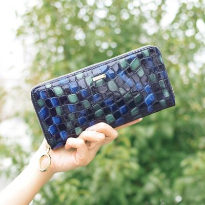 配色ソフトステンドガラスレザーラウンド型財布　ＢＴＶ６８４