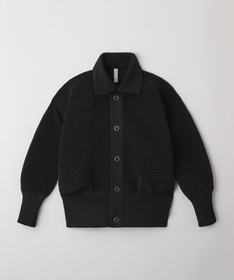 ＳＴＲＡＴＵＭ　ＢＬＯＵＳＯＮ　１