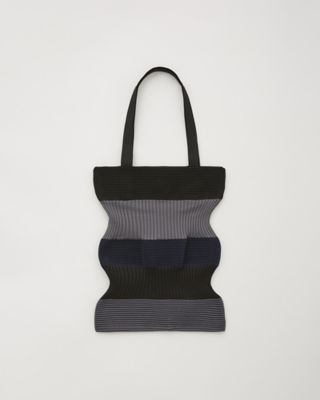 ＳＴＲＡＴＡ　ＴＯＴＥ　２