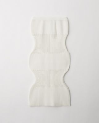 ＦＬＵＴＥＤ　ＳＫＩＲＴ　１