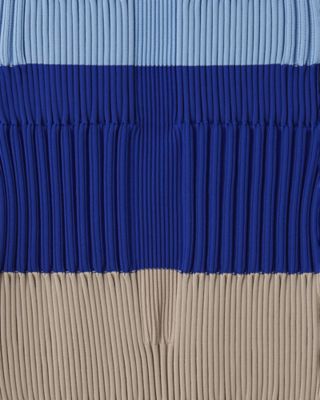ＦＬＵＴＥＤ　ＤＲＥＳＳ　３