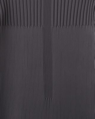 ＦＬＵＴＥＤ　ＴＯＰ　３