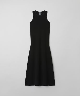 ＰＯＲＴＲＡＩＴ　ＳＬＥＥＶＥＬＥＳＳ　ＤＲＥＳＳ