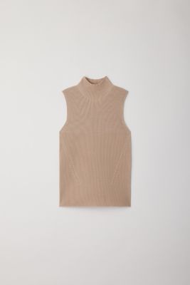 PORTRAIT SLEEVELESS TOP