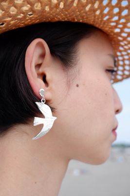 セシル・エ・ジャンヌ 鳩ロングピアス シルバー | CECILE ET  