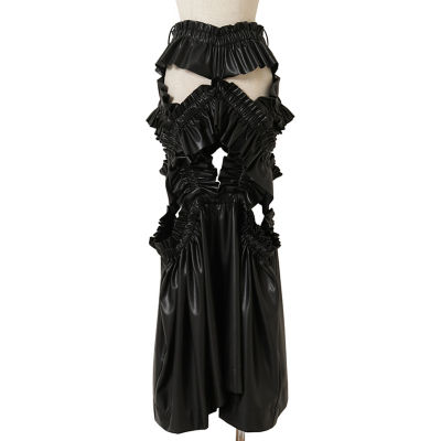 フェイクレザーロングフリルドレス | HOUGA/ホウガ | 三越伊勢丹  