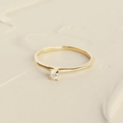 ＜e.m. (Women)＞ダイヤモンドリング